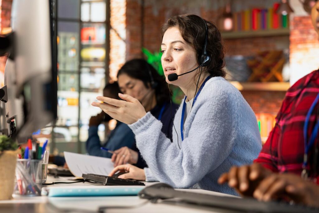Happy Customer Agent assisting via 3CX Nimble integration
